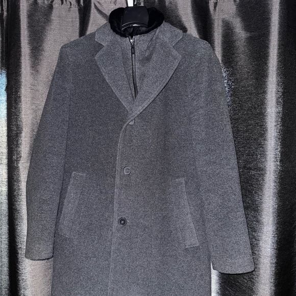 Harry Rosen Virgin Wool-Cashmere Coat - Size 40 - Picture 6 of 14